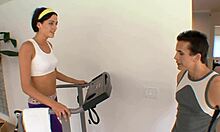 that 18yo brunette stuck with her creepy stepdad vibes