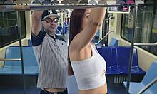 Malandro Desconhecido Encosta Na Gostosa No Ônibus Em Público