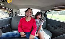 follando a esta petite sexy en carro en movimiento rough con mi monster cock en su tight pussy