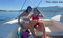 putaria na lancha com renatinha mello sentando pros cria no aniversário dela com gozo na boca e cu