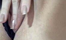 Llego Del Trabajo Masturbating With Dildo Craving More