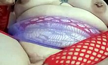 feeling so damn horny as this curvy latina puta shakes her saggy tits