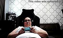 Gaming streamer milf fingers wet pussy horny