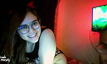 Live Webcam Show Teases Viewers with Slow Build to Explosive Solo Finish