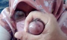 tante riani sucks fat cock and loves every bit hungrily