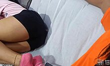 tio folla duro el culo apretado de su sobrina inocente en el sofá de colegio