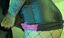 why doesn't tattooed rocker pound his big ass girlfriend harder?