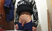 spring here's here in argentina but i'm still so horny cumming on the sink