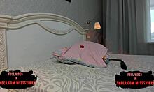 misssvikk squirts first time solo dildo ride in bath webcam