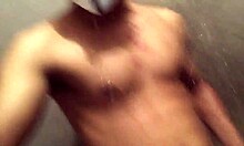 maid slurps cock in shower 💦😍