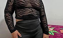 isn't my stepmom's huge fat ass your hottest fantasy too?