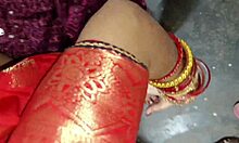 bhaiya ki saali lehenga blouse mein sautedle bhai ne shishkiyaan nikaal di aur tight pussy lick kiya first time