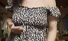 Curvy latina stepmom's big ass begs for a firm slap in homemade pov