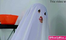 i can't believe my teen stepsis lana and bff molly want hardcore threesome