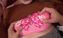 【asmr】ear orgasm guaranteed! this babe's chewing sounds lead to wet pussy squelches 😍🔥