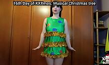 3rd week farty xxxmas comp oopss!!