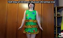 3rd week farty xxxmas comp oopss!!