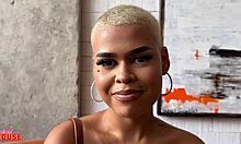 essa gata de 20 trepa gostoso enquanto o corno filma tudo 🔥 moans everywhere