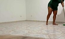 Curvy neighbor cleans curvy latina style