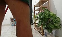 Curvy neighbor cleans curvy latina style