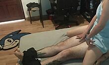 Horny hermanastra sneaks for brutal pounding and craves every drop of leche