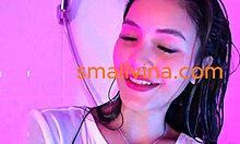 Twerking Asian Cutie in Lingerie Takes Steamy Shower