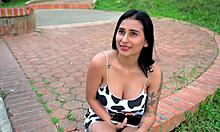 Extraño GETS SKINNY LATINA WITH FAKE BIG TITS FOR PORN VID PART 1