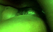 Chatte poilue en chaleur intense pas ia