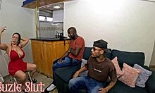 milf safada implora dupla penetracao dos tecnicos no cuzinho e buceta 🔥