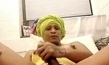 hey fellas i'm down for bedroom fun with my trans amateur crossdressing self 😏