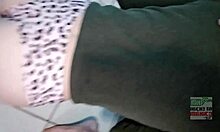 flaca casada ninfomana insatisfecha siendo infiel con verga gruesa y bananas