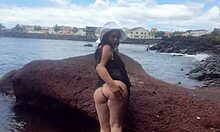 Curvy beach lady strips sexy flashes big pussy in photoshoot