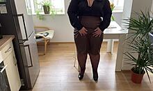 Beloved Son-in-Law Jerks Off Onto Milf's Huge Ass