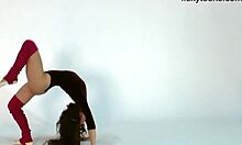 Anna ocean's tiny tits stretch as hot gymnast brunette flexes 😍