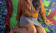 exotic mumbai girlfriend squirts wildly during diwali fingering fuck