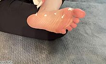 sexy arab stepmom flashes feet to boss while masturbating hard