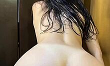 Fresh out the shower, this amateur college girl's big ass ready for doggystyle? 💦🍑