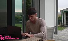 tall muscular bodybuilder olivia westsun rims asshole then facesits in doggystyle escape