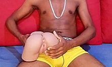 damn she sat so good on that young huge cock gostoso 🔥🍆💦