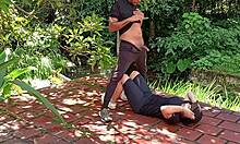 mi entrenador me castigo con follada dura al aire libre tarde