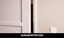 vanessa vox middle eastern muslim babe pops cherry with bf
