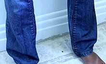 Lisette shaves her hairy pussy smooth in the bathroom