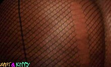 bubble butt doctor spreads for patient's big black cock deepthroat