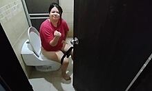 spied my stepsis in bathroom she forces me to fuck her big ass 🍑🚿