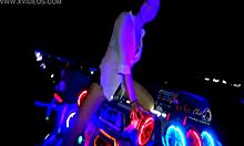 thai teen lady teases sexy in car