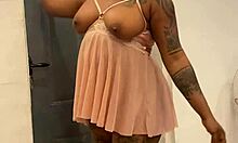 ugly gals just chilling naked at home with tats and curves 😏👙