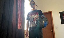 mi novia se masturba y termina chupandome y follandome duro en pov