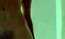 mexicana infiel por dinero en banheiro solo squirting naked latina whore toilet