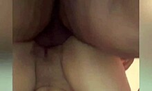 me moja los huevos con su orgasmo squirtin all over...damn hot