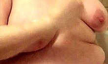 washing my fat chubby girlfriend's wet curvy body in tub